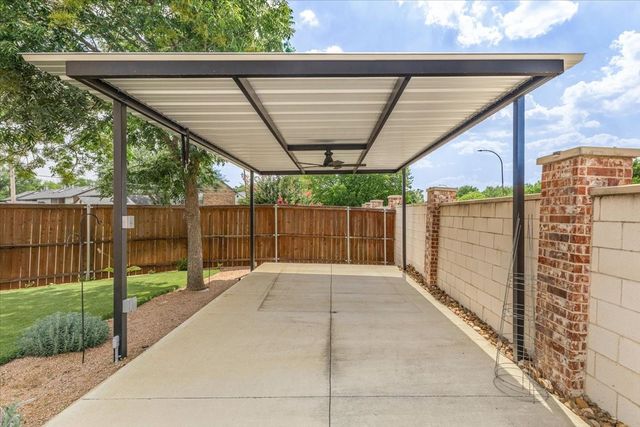 2105 Norwood Lane, Arlington, TX 76013