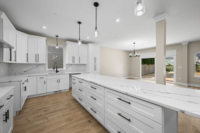 23601 N Garden Lane, Lake Zurich, IL 60047