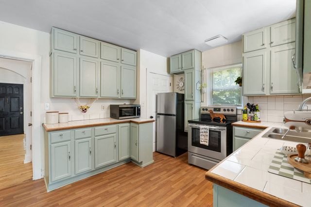 109 Rudolph Dr, Clarksville, TN 37040
