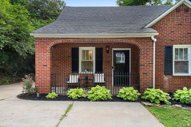109 Rudolph Dr, Clarksville, TN 37040