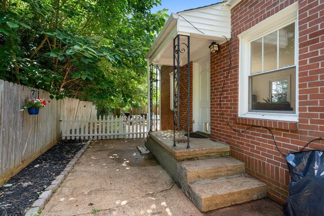 109 Rudolph Dr, Clarksville, TN 37040