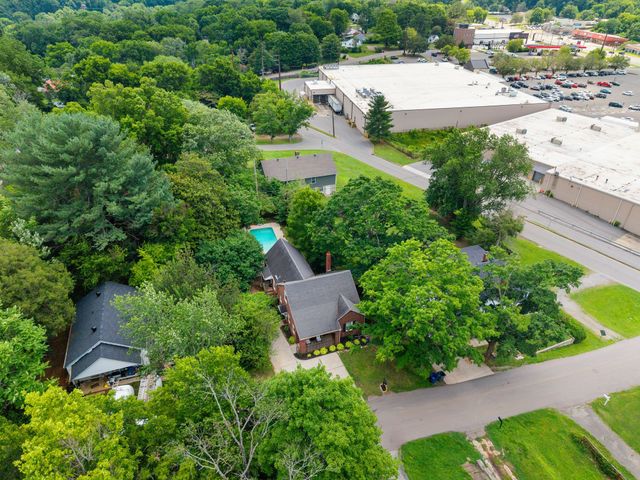 109 Rudolph Dr, Clarksville, TN 37040