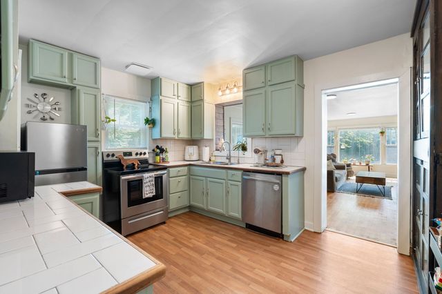 109 Rudolph Dr, Clarksville, TN 37040