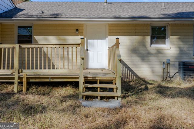 843 White Oak Drive, Forest Park, GA 30297