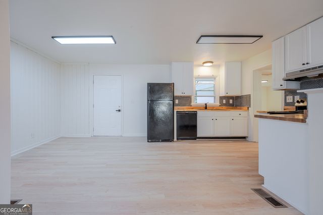 843 White Oak Drive, Forest Park, GA 30297