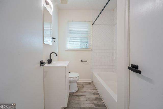 843 White Oak Drive, Forest Park, GA 30297