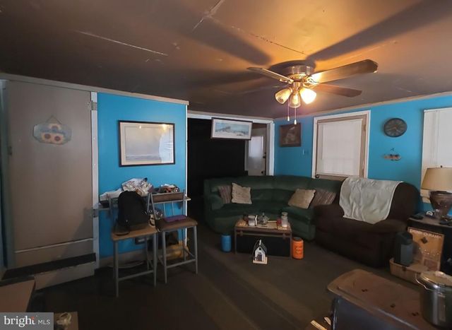 305 MAIN ST, Newport, NJ 08345