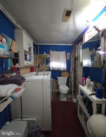 305 MAIN ST, Newport, NJ 08345