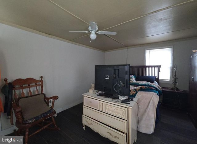 305 MAIN ST, Newport, NJ 08345