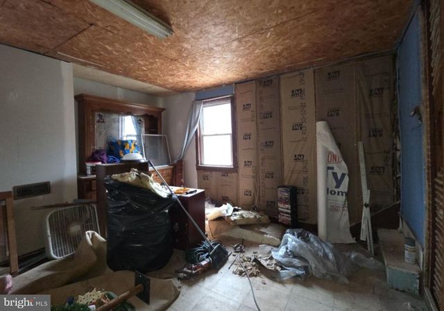 305 MAIN ST, Newport, NJ 08345