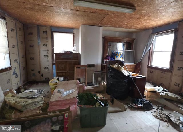 305 MAIN ST, Newport, NJ 08345