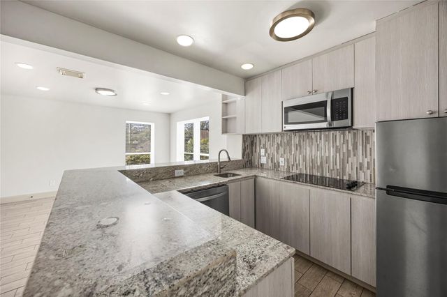 1716 Maryland Street B, Houston, TX 77006