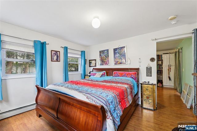 300 Spring Valley Road, Paramus, NJ 07652