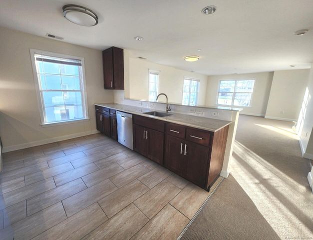 60 Merrell Avenue 60, Stamford, CT 06902