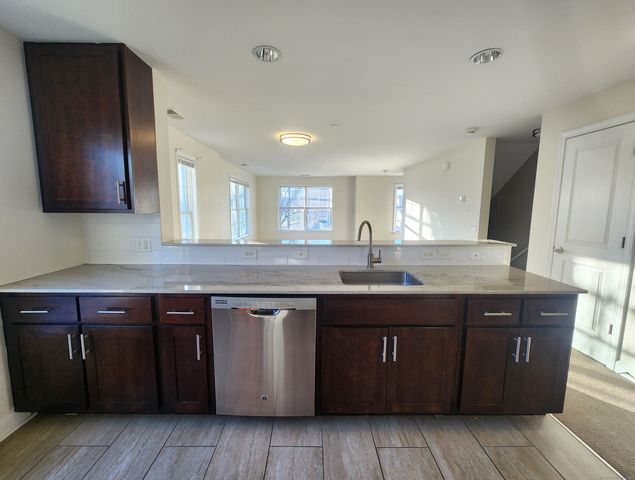 60 Merrell Avenue 60, Stamford, CT 06902