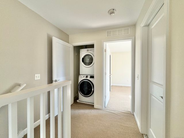 60 Merrell Avenue 60, Stamford, CT 06902