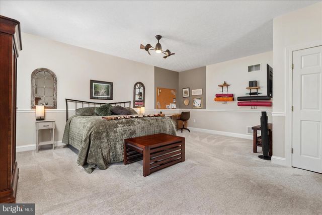 139 TEE CT, New Market, VA 22844