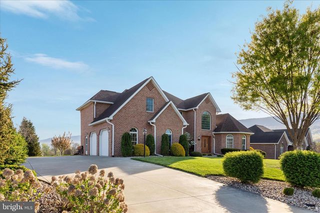 139 TEE CT, New Market, VA 22844