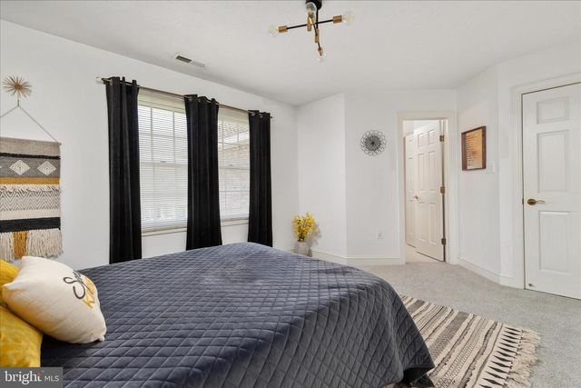139 TEE CT, New Market, VA 22844