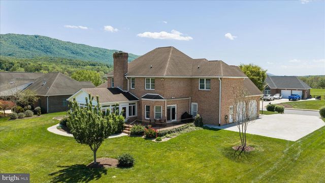 139 TEE CT, New Market, VA 22844