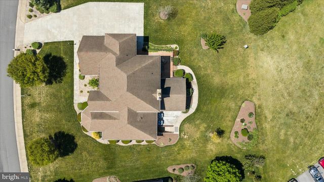 139 TEE CT, New Market, VA 22844