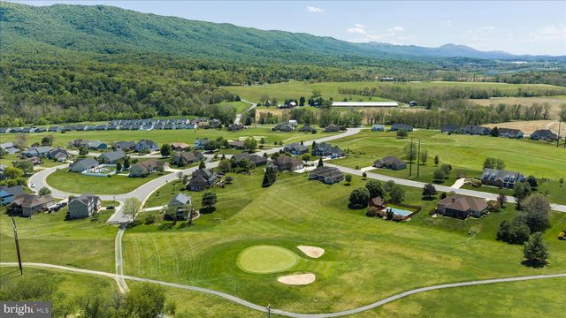 139 TEE CT, New Market, VA 22844