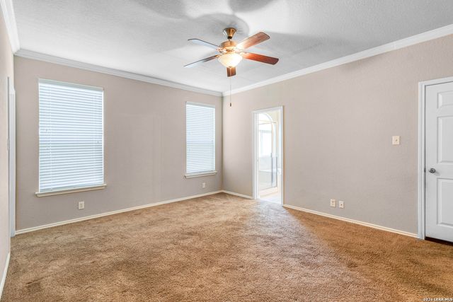 8715 DOVE OAK LN, San Antonio, TX 78254