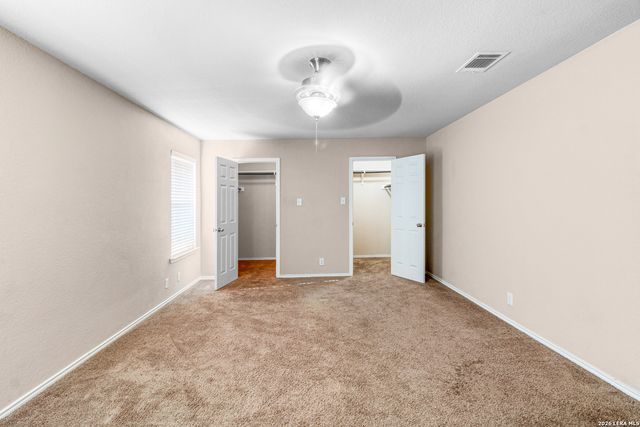 8715 DOVE OAK LN, San Antonio, TX 78254