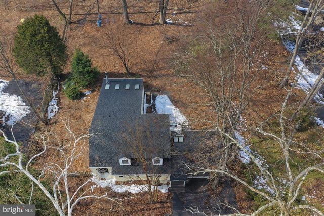 8620 FALLS RD, Potomac, MD 20854