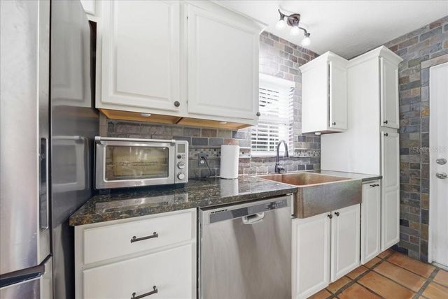 8095 ROSE AVENUE, Orlando, FL 32810