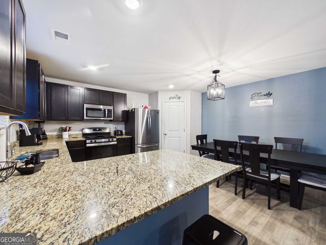 197 Stocks Circle, West Point, GA 31833