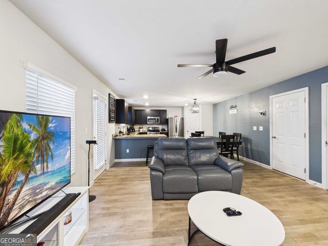 197 Stocks Circle, West Point, GA 31833