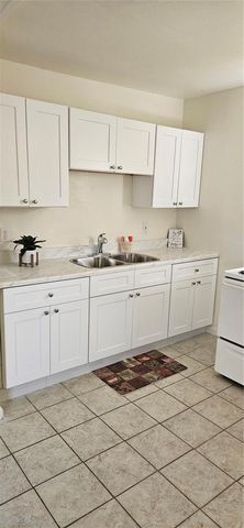 1610 27TH AVENUE N, St Petersburg, FL 33713