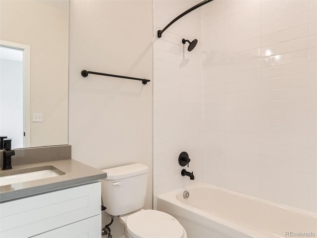 5352 Carr D, Arvada, CO 80002