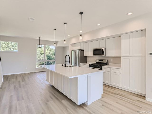 5352 Carr D, Arvada, CO 80002