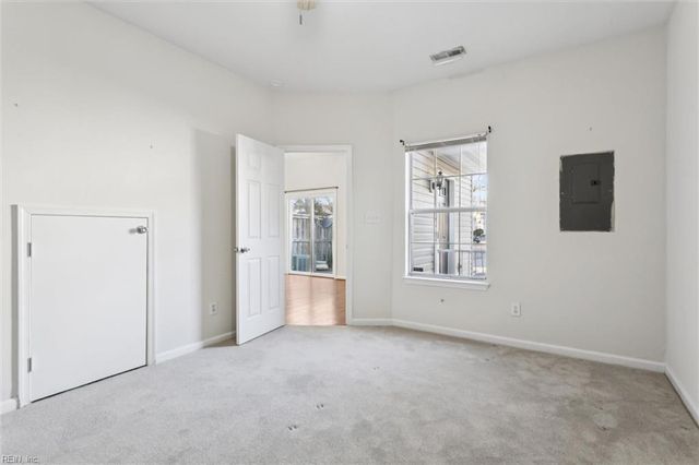 134 Nantucket PL, Newport News, VA 23606