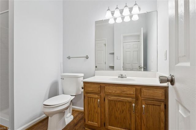 134 Nantucket PL, Newport News, VA 23606