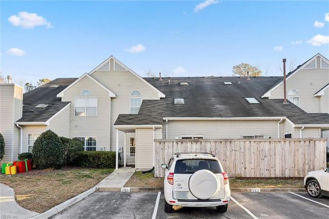 134 Nantucket PL, Newport News, VA 23606