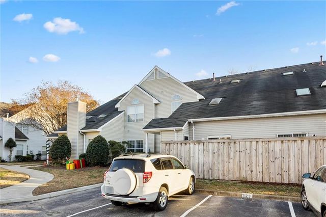 134 Nantucket PL, Newport News, VA 23606