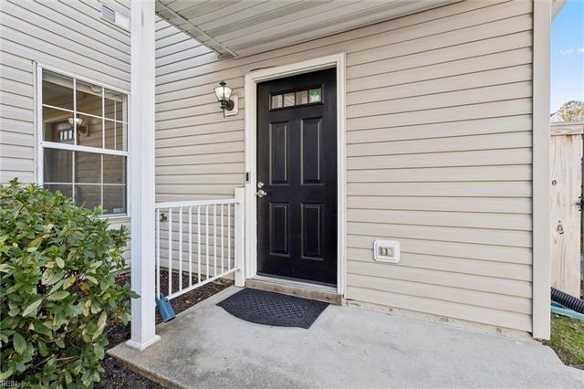 134 Nantucket PL, Newport News, VA 23606