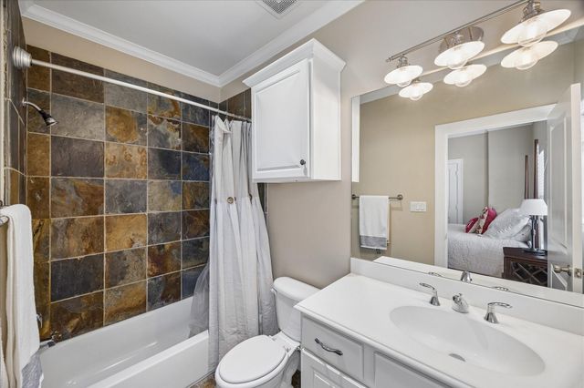 627 Hartman Street, Houston, TX 77007