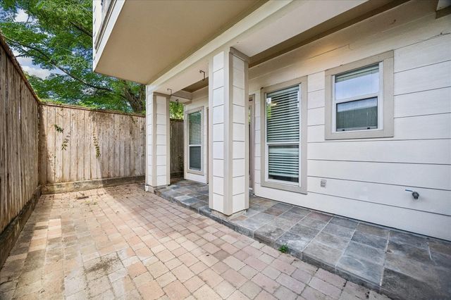 627 Hartman Street, Houston, TX 77007