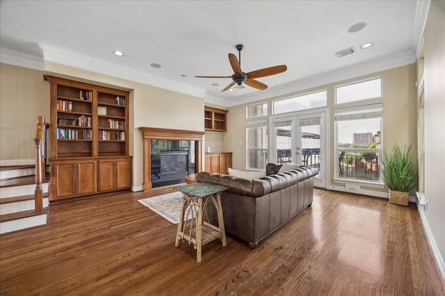 627 Hartman Street, Houston, TX 77007