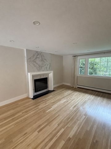 35 Williams Rd 35, Sharon, MA 02067