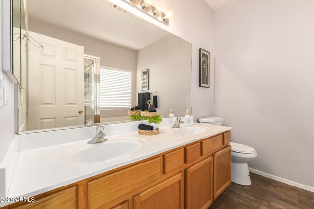 3752 E THUNDERHEART Trail, Gilbert, AZ 85297