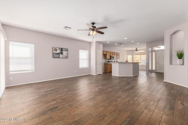 3752 E THUNDERHEART Trail, Gilbert, AZ 85297