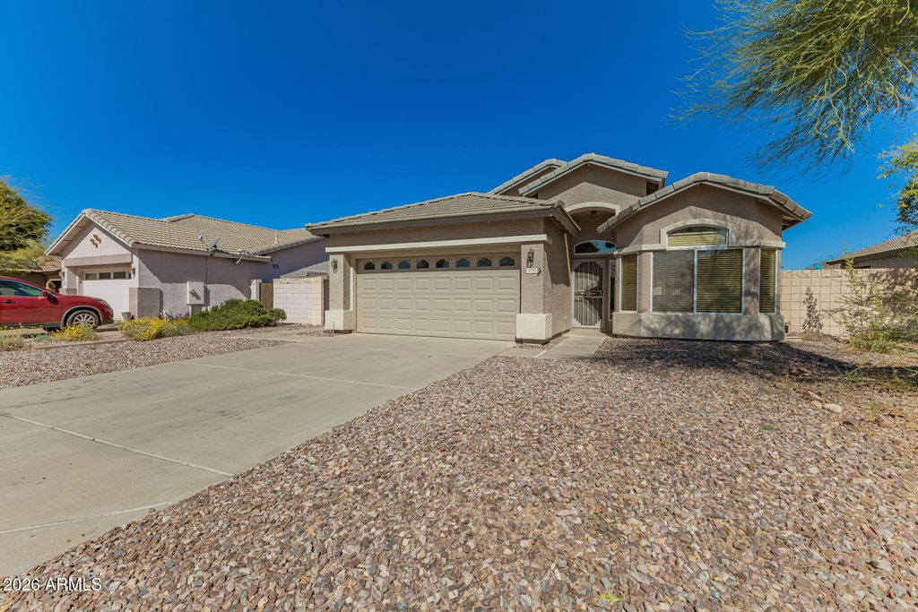 3752 E THUNDERHEART Trail, Gilbert, AZ 85297