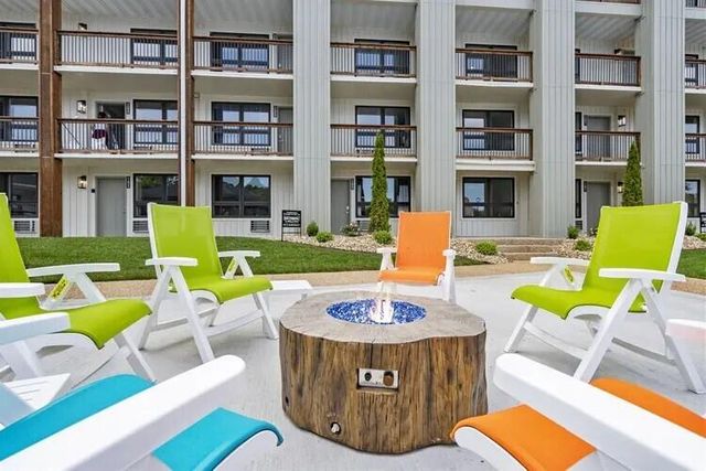 403 Veterans Boulevard D5, Branson, MO 65616