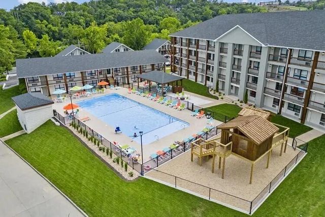 403 Veterans Boulevard D5, Branson, MO 65616