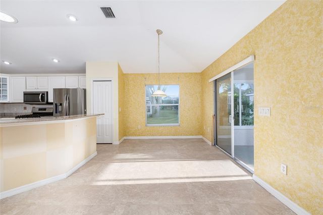 1271 WHEELING WAY, The Villages, FL 32162